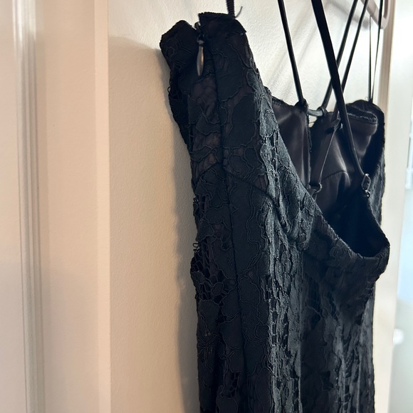 Zara “little black lace dress” - MED - Picture 5 of 5